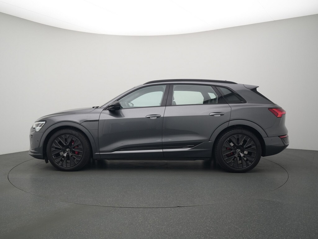 Image about Audi Q8 e-tron S line 50 e-tron quattro
