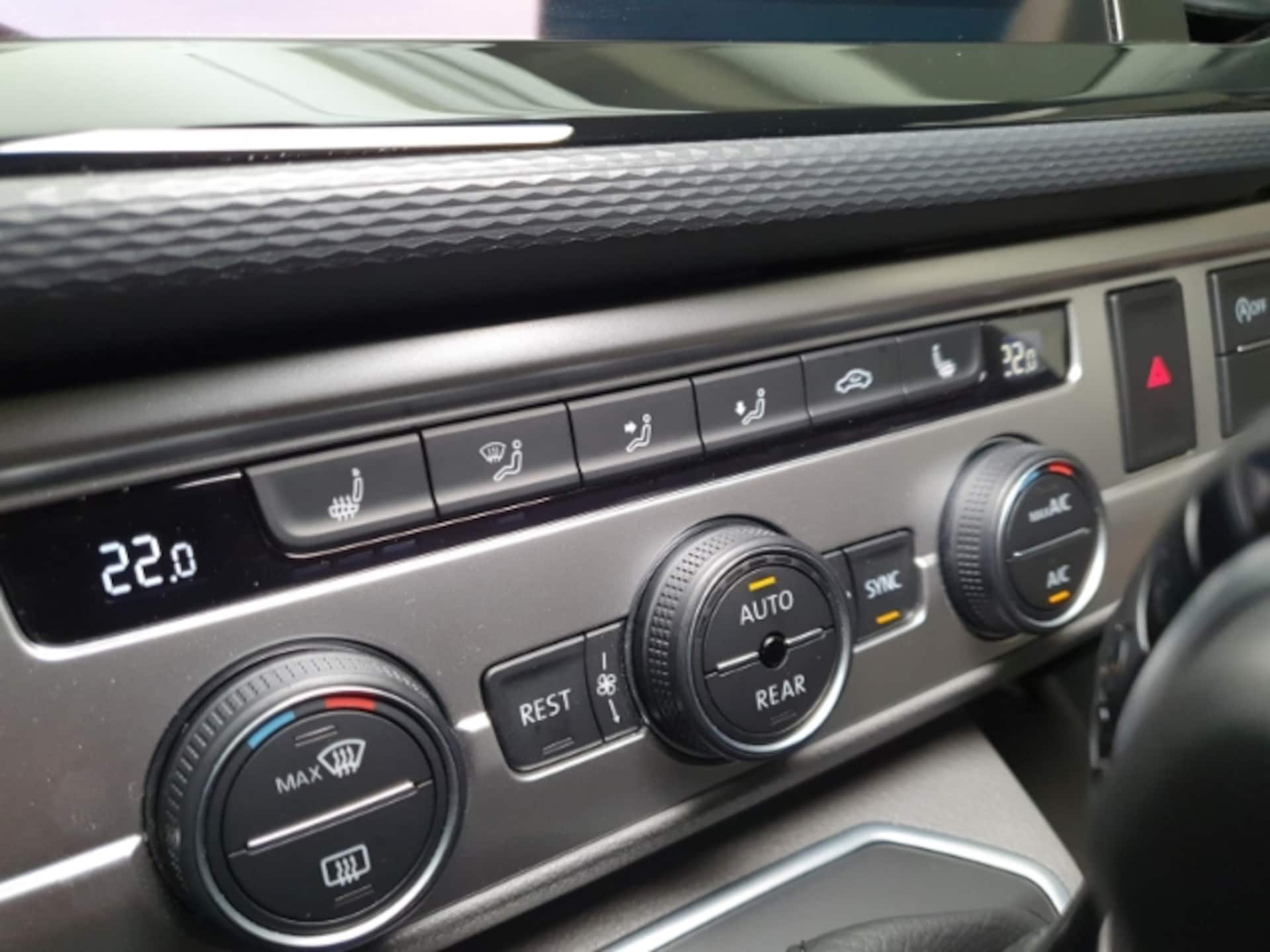 Volkswagen T6.1 California Beach