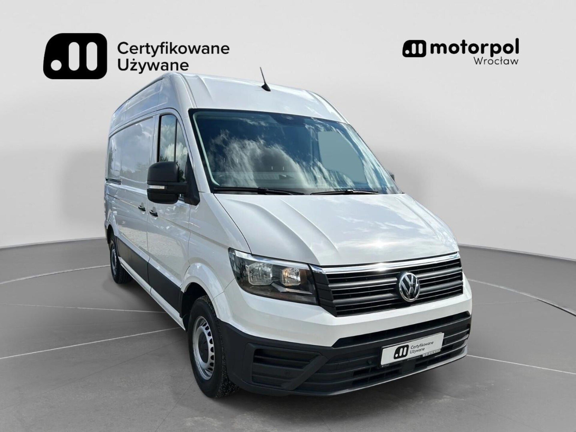 Volkswagen Crafter Furgon średni rozstaw osi