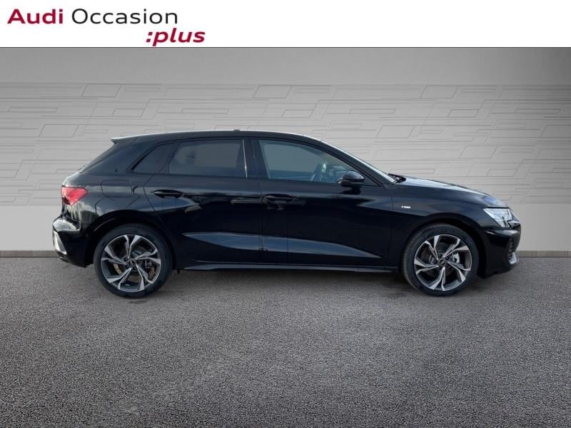 Image about Audi A3 Sportback TFSI e S line TFSI e 204 ch S tronic