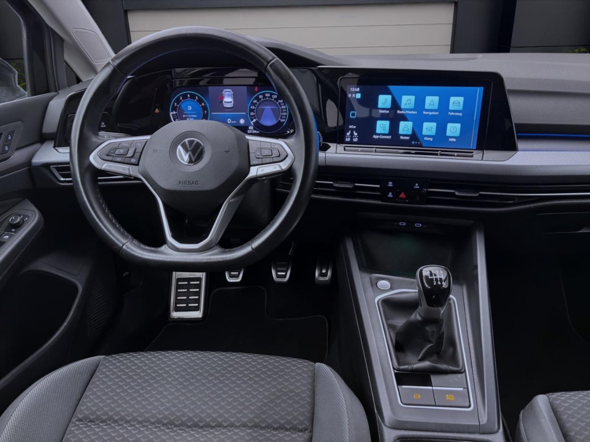 Volkswagen Golf Life