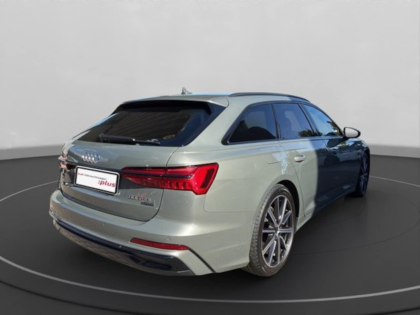 Bild über Audi A6 Avant TFSI e S line 55 TFSI e quattro S tronic - für weitere Informationen kontaktieren Sie den Audi Partner