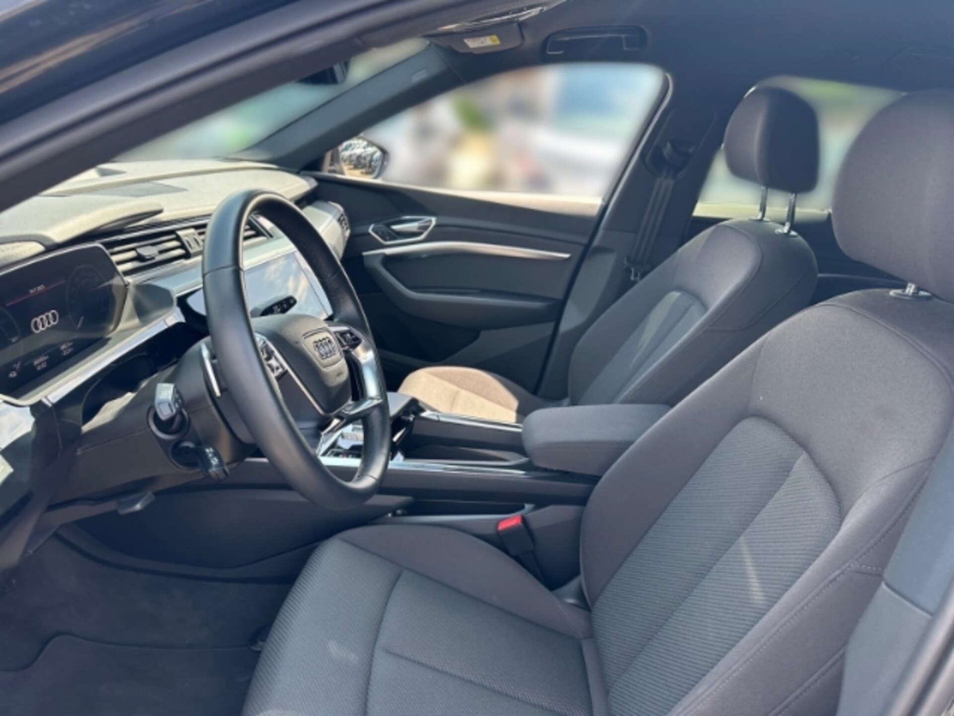 Audi e-tron