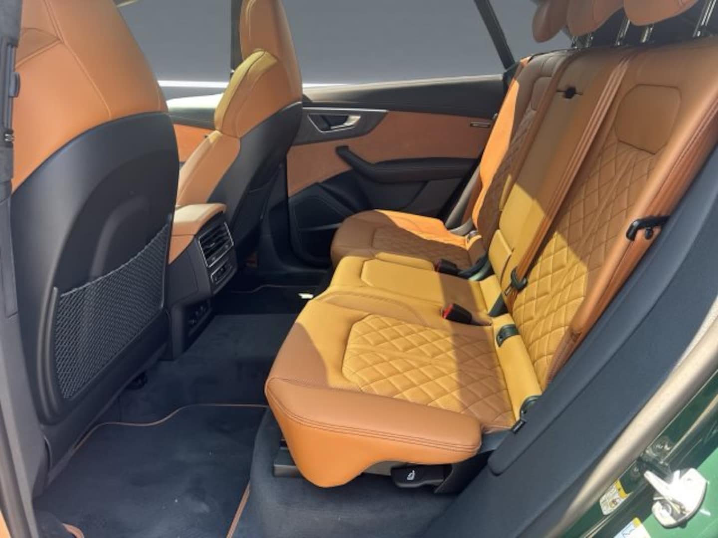 Bild über Audi Q8 SUV e-hybrid S line business e-hybrid quattro 360 kW tiptronic - für weitere Informationen kontaktieren Sie den Audi Partner