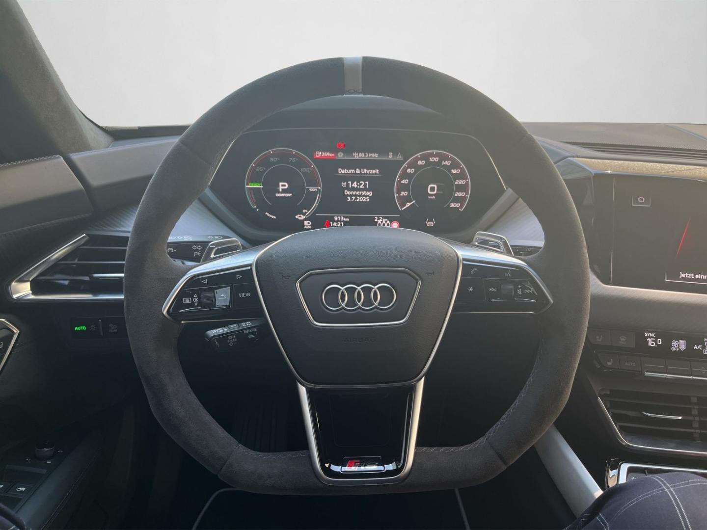 Image about Audi RS e-tron GT e-tron quattro