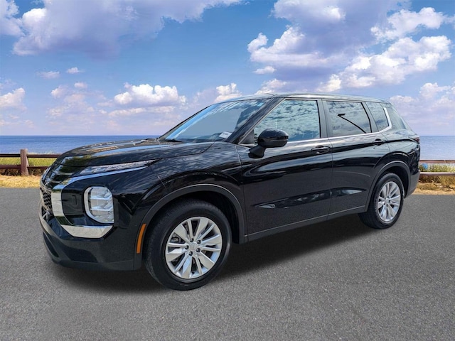 2025 Mitsubishi Outlander