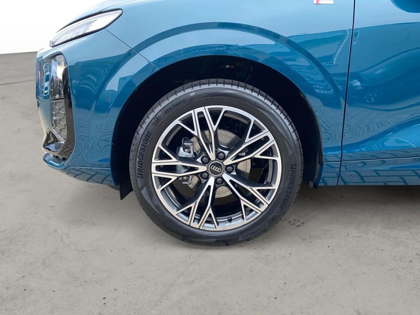 Bild über Audi Q3 Sportback TFSI 110 kW S tronic - für weitere Informationen kontaktieren Sie den Audi Partner