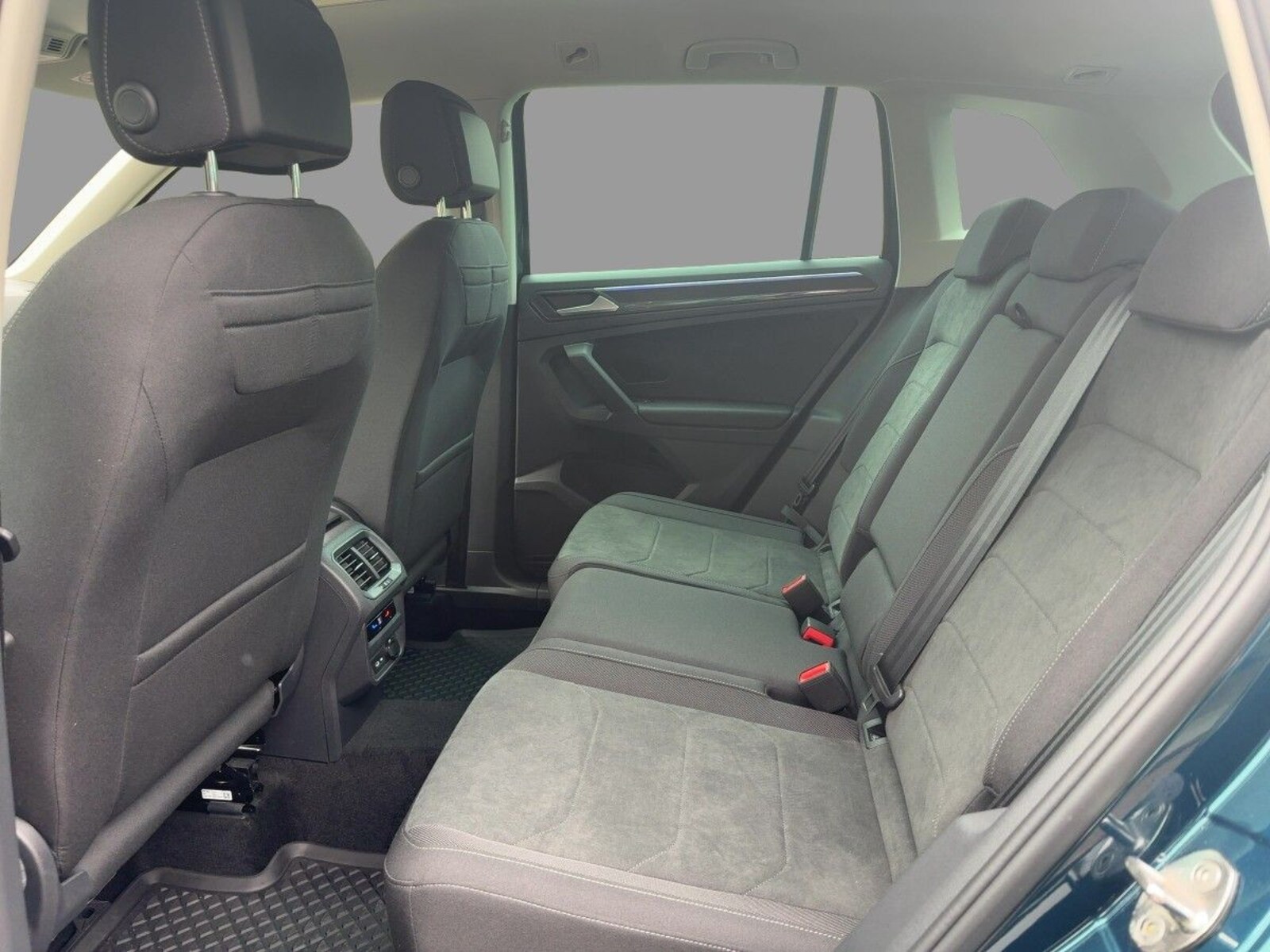 Volkswagen Tiguan – Bild 10