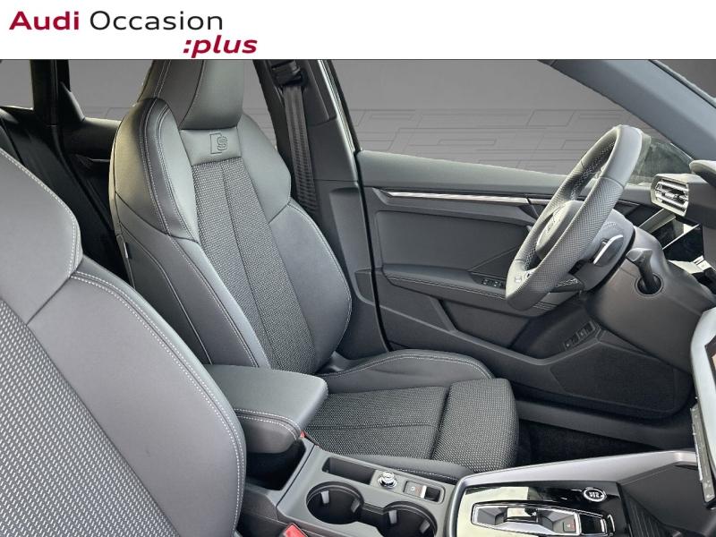 Image about Audi A3 Sportback TFSI e S line TFSI e 204 ch S tronic