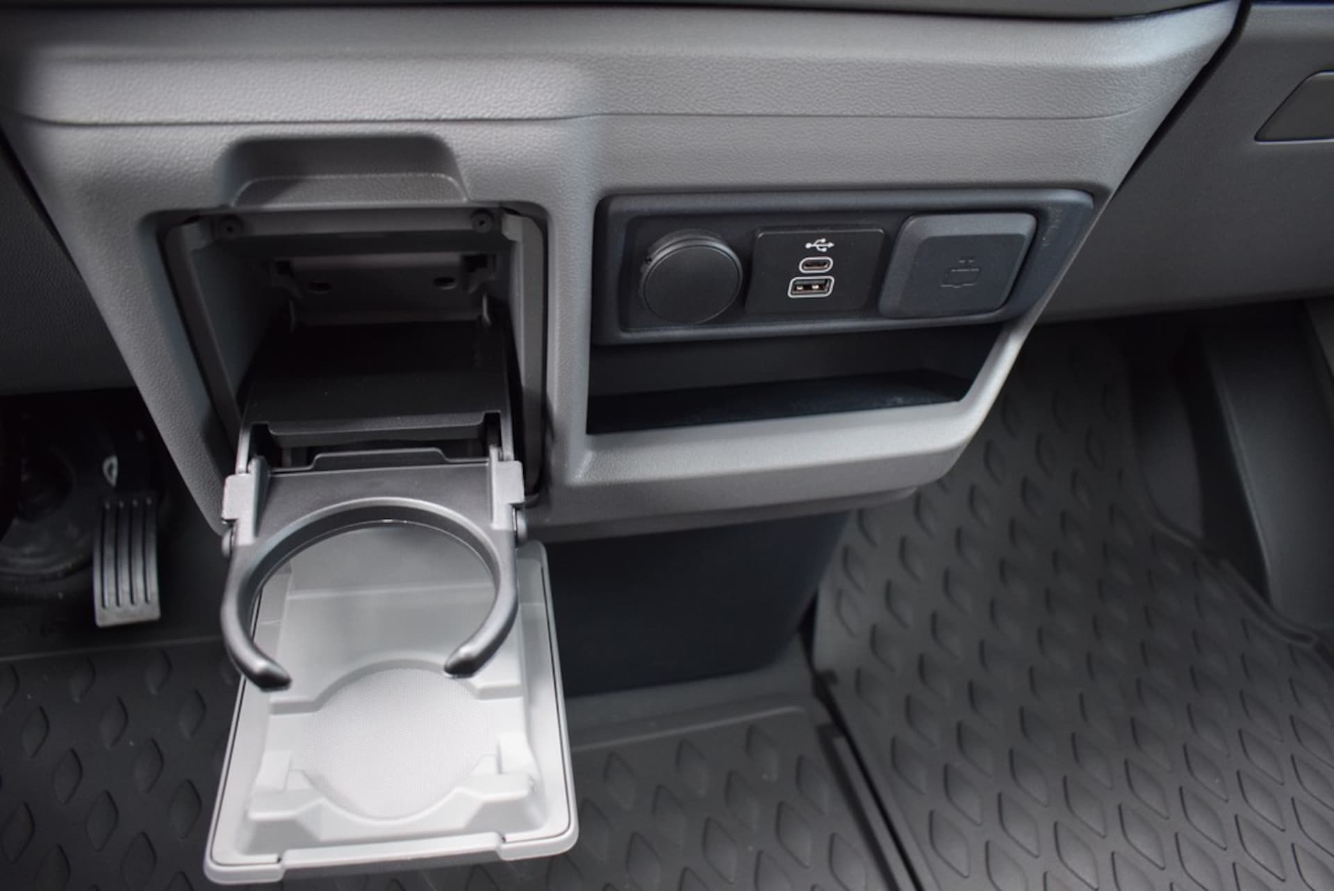 Volkswagen Caravelle langer Radstand Style