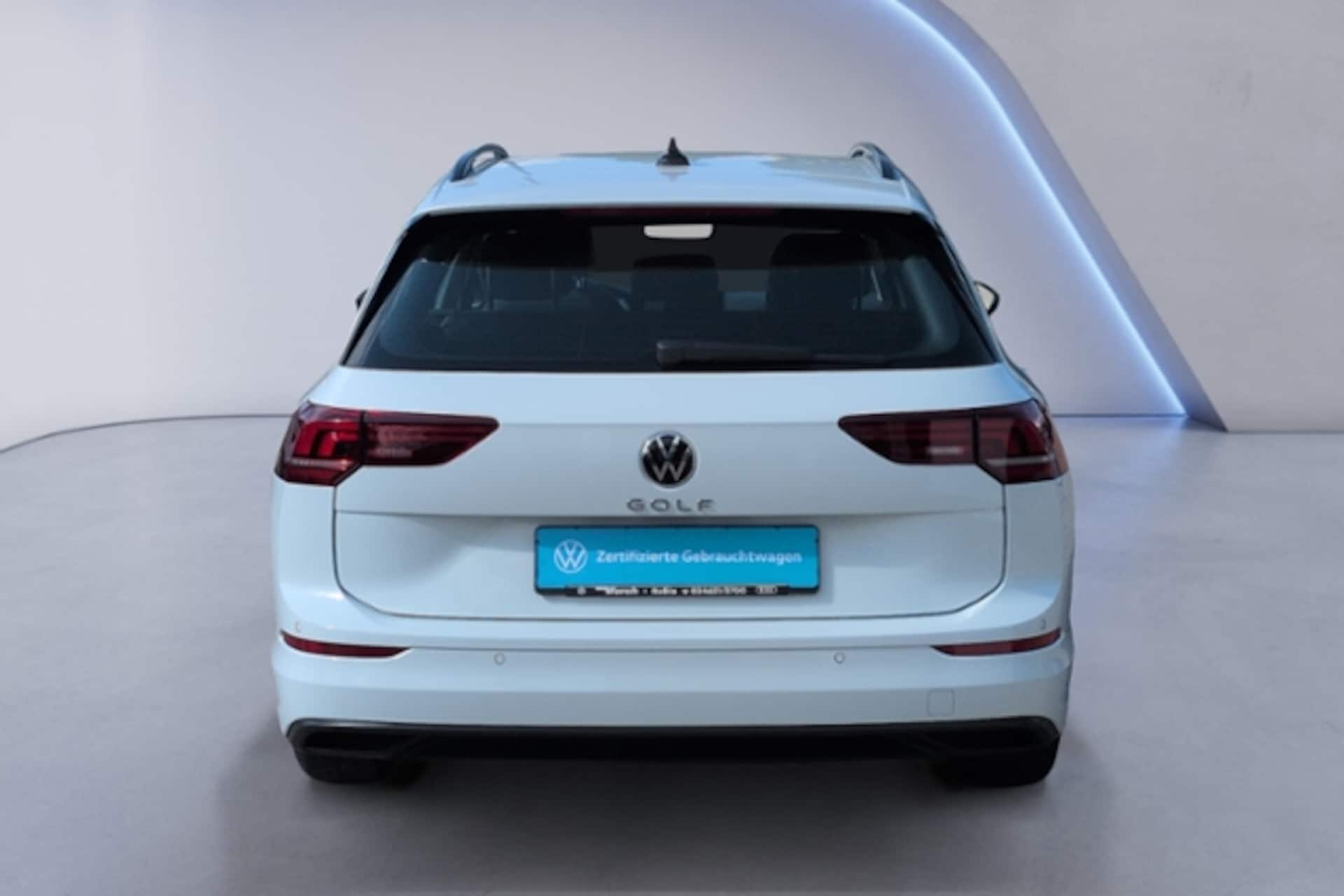 Volkswagen Golf Variant Life