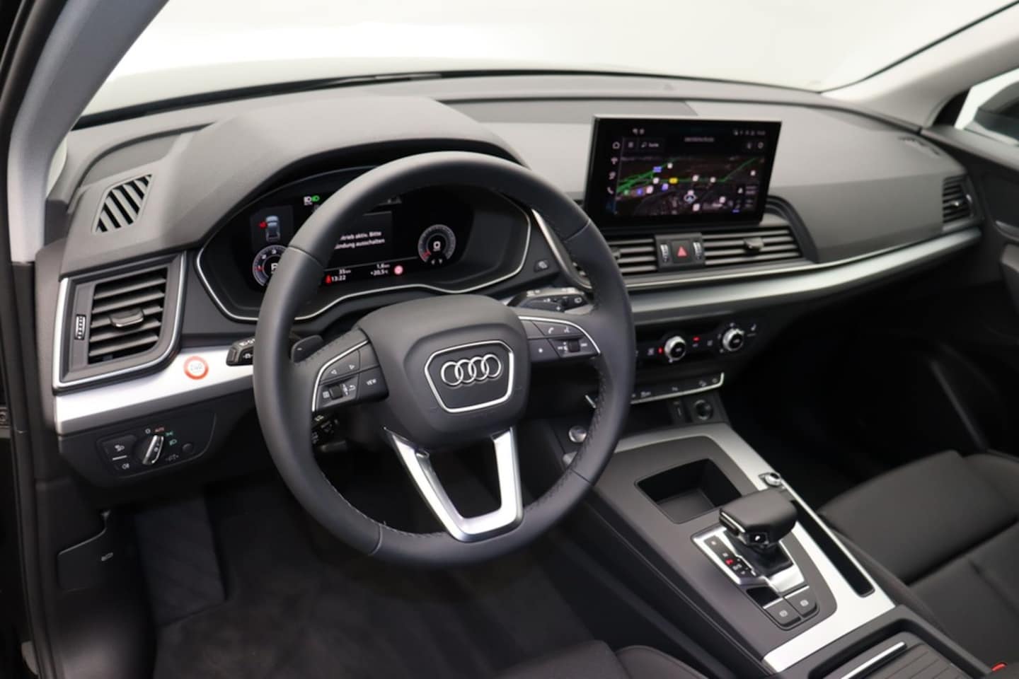 Bild über Audi Q5 35 TDI 120 kW S tronic - für weitere Informationen kontaktieren Sie den Audi Partner