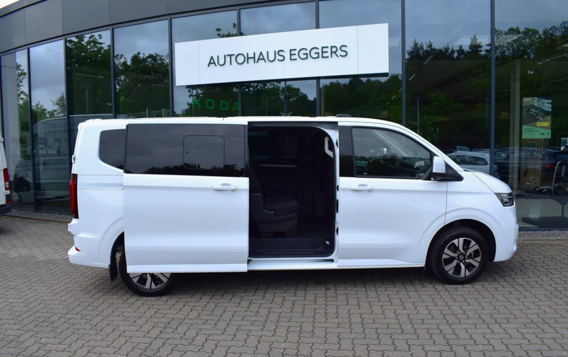 Volkswagen Caravelle langer Radstand Style