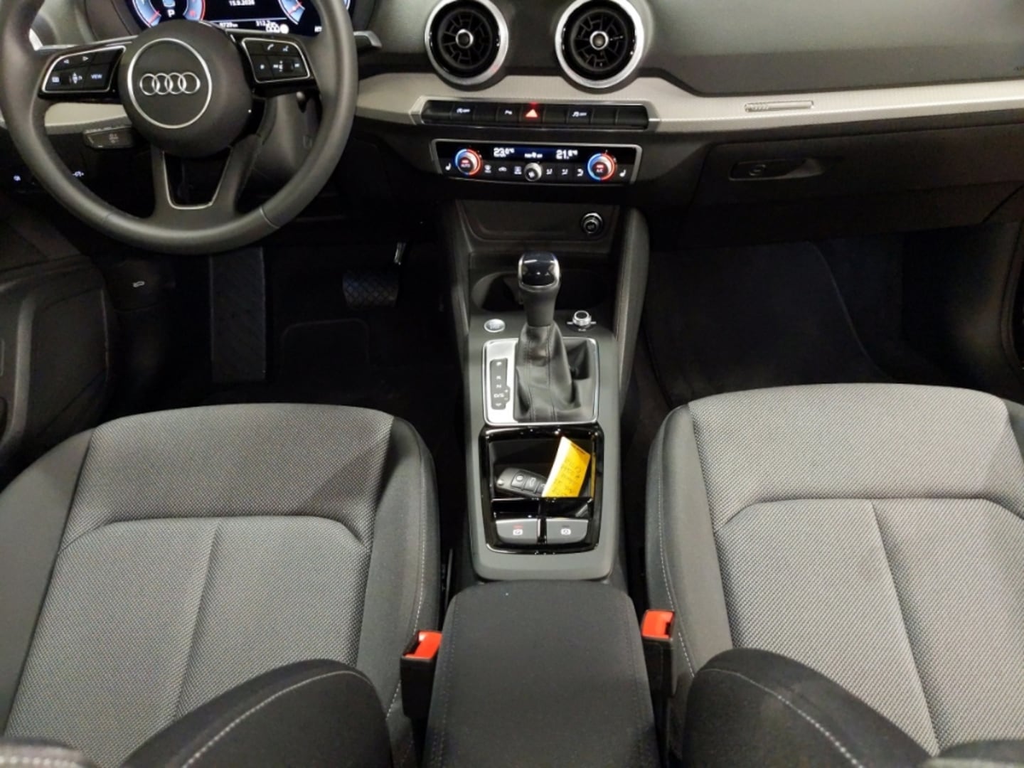 Bild über Audi Q2 advanced 35 TFSI 110(150) kW(PS) S tronic - für weitere Informationen kontaktieren Sie den Audi Partner