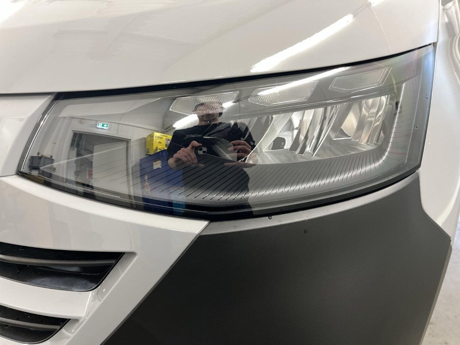 Volkswagen Transporter Kombi kurzer Radstand – Bild 11