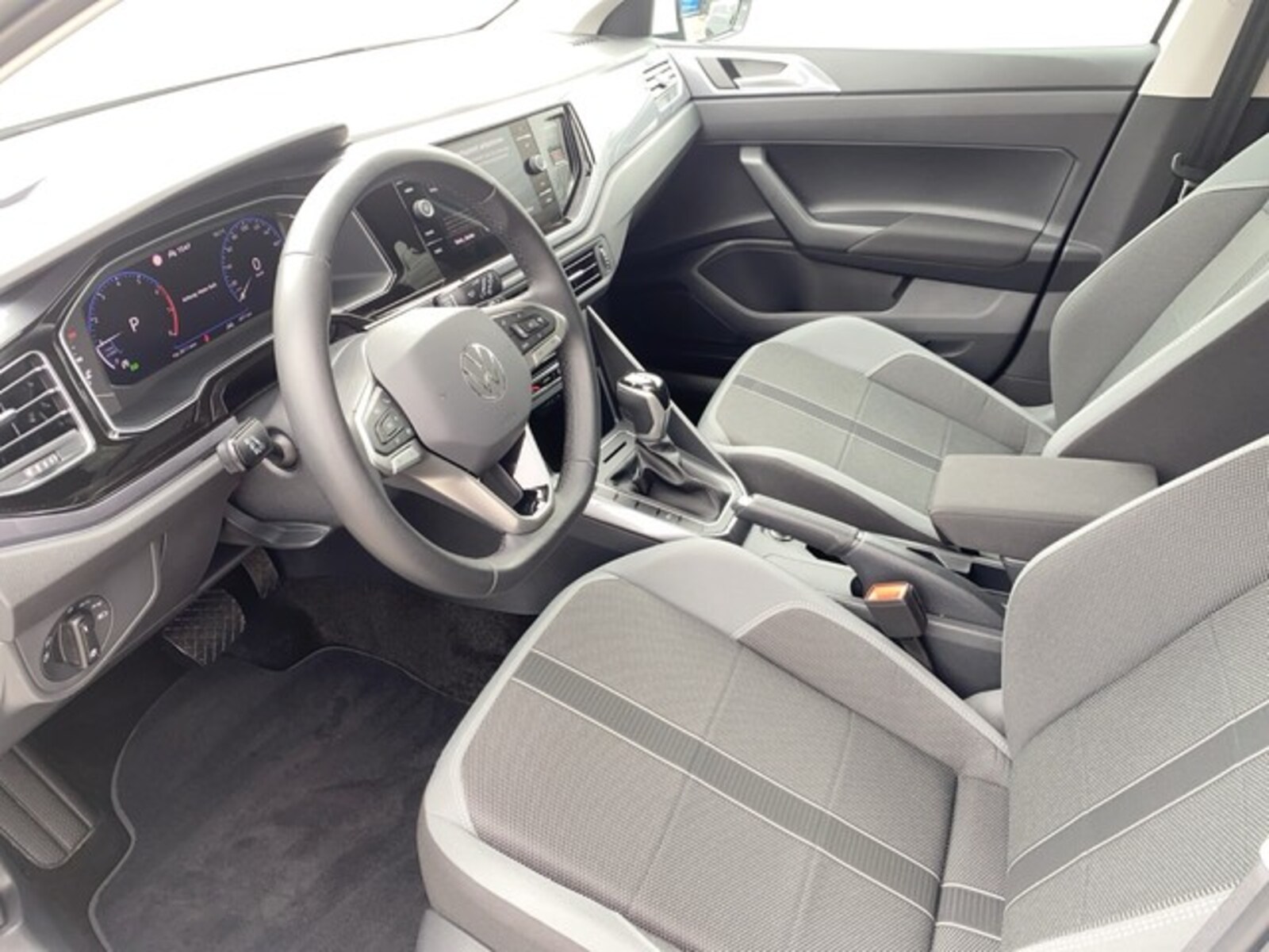 Volkswagen Polo – Bild 8