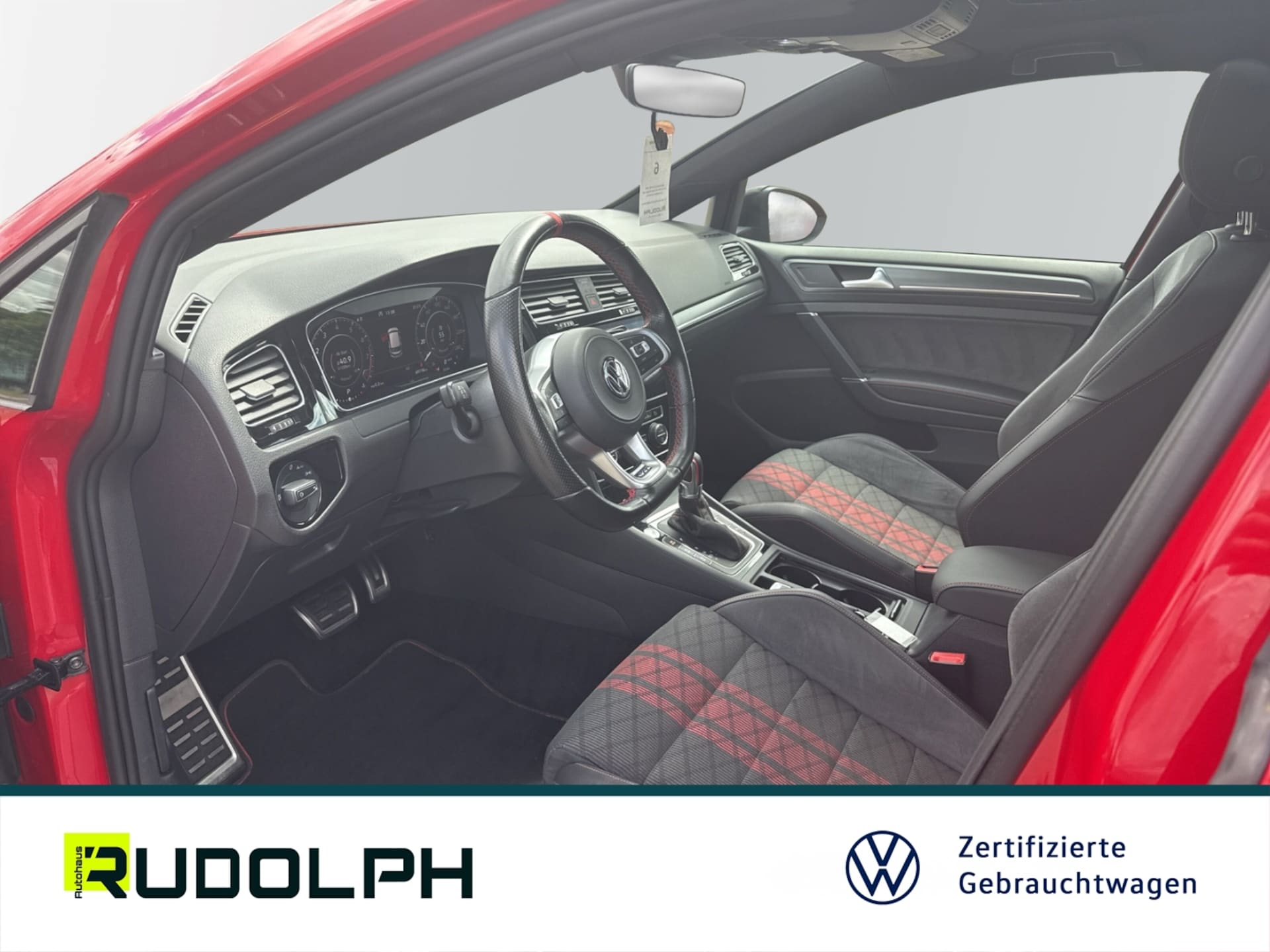 Volkswagen Golf GTI