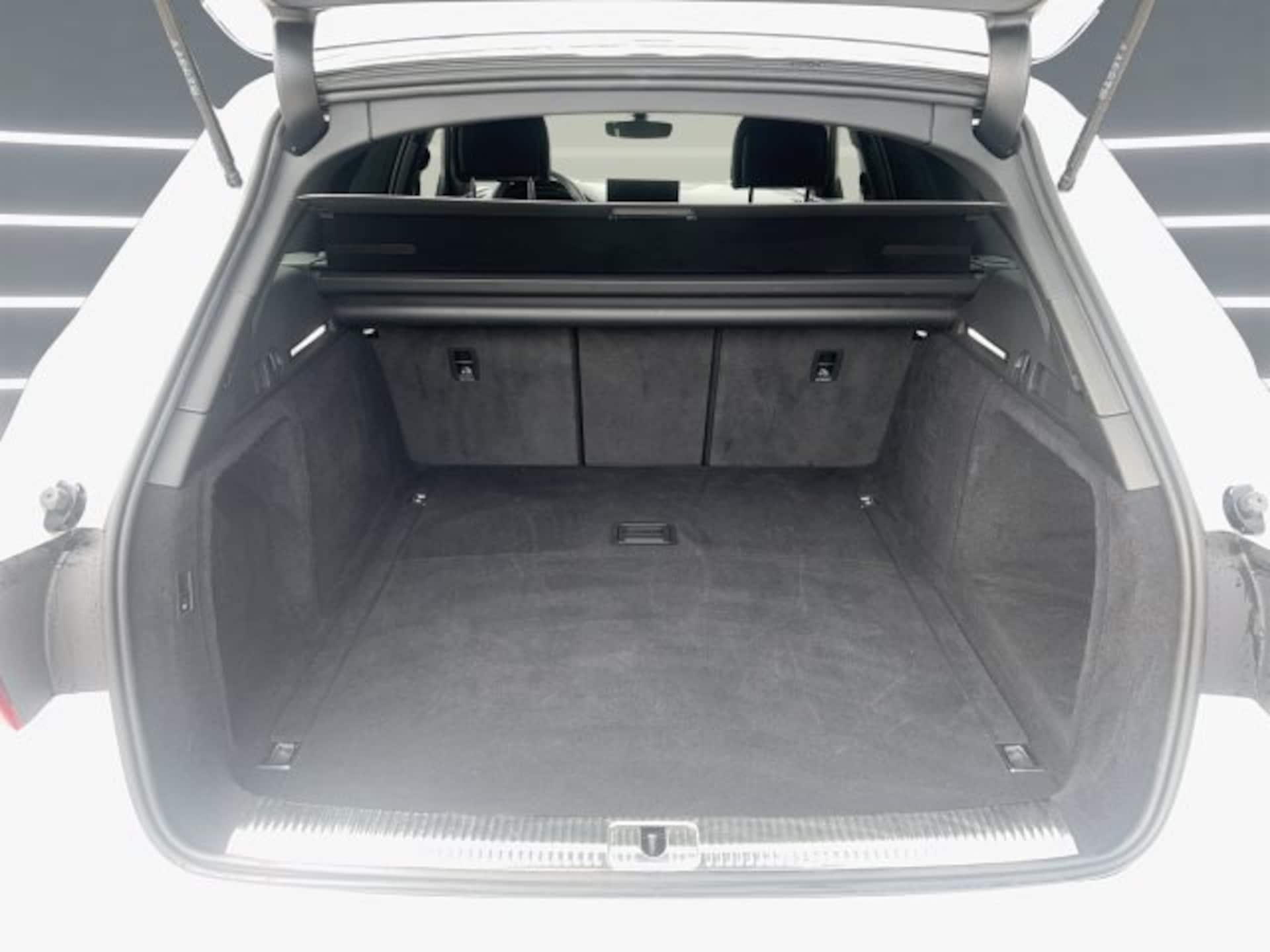 Audi A4 Avant S line