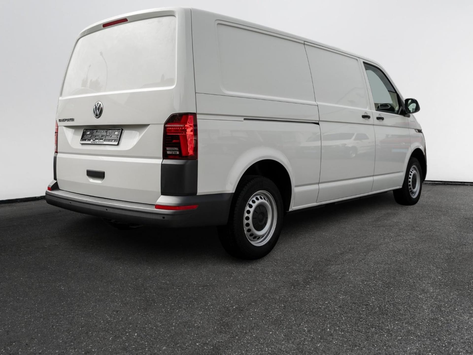 Volkswagen T6.1 Transporter Kasten langer Radstand