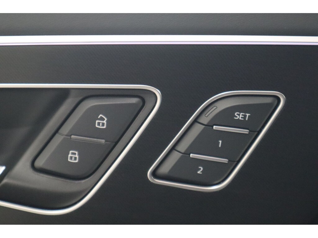Image about Audi RS Q8 SUV RS Q8 SUV performance 471(640) kW(PS) tiptronic