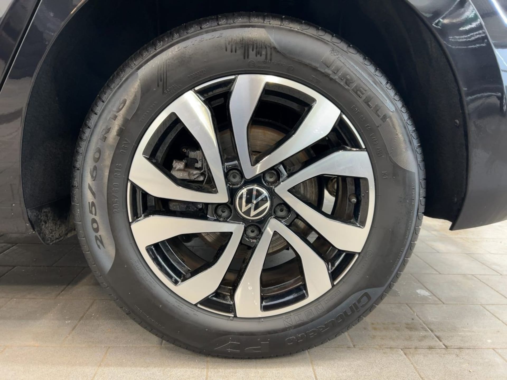 Volkswagen Touran Active