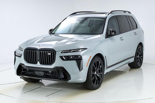 2023 BMW X7