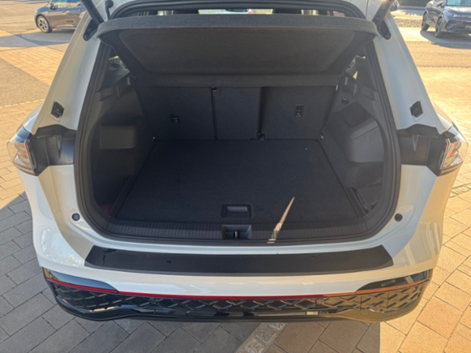 Volkswagen Tiguan – Bild 9