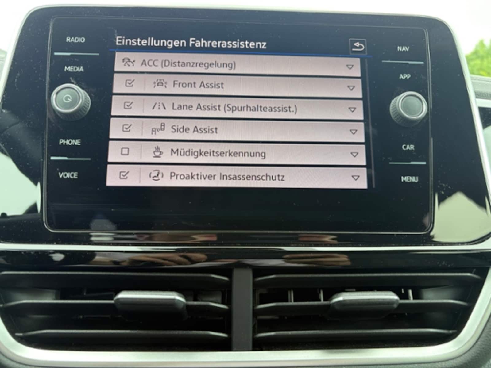 Volkswagen T-Roc – Bild 14