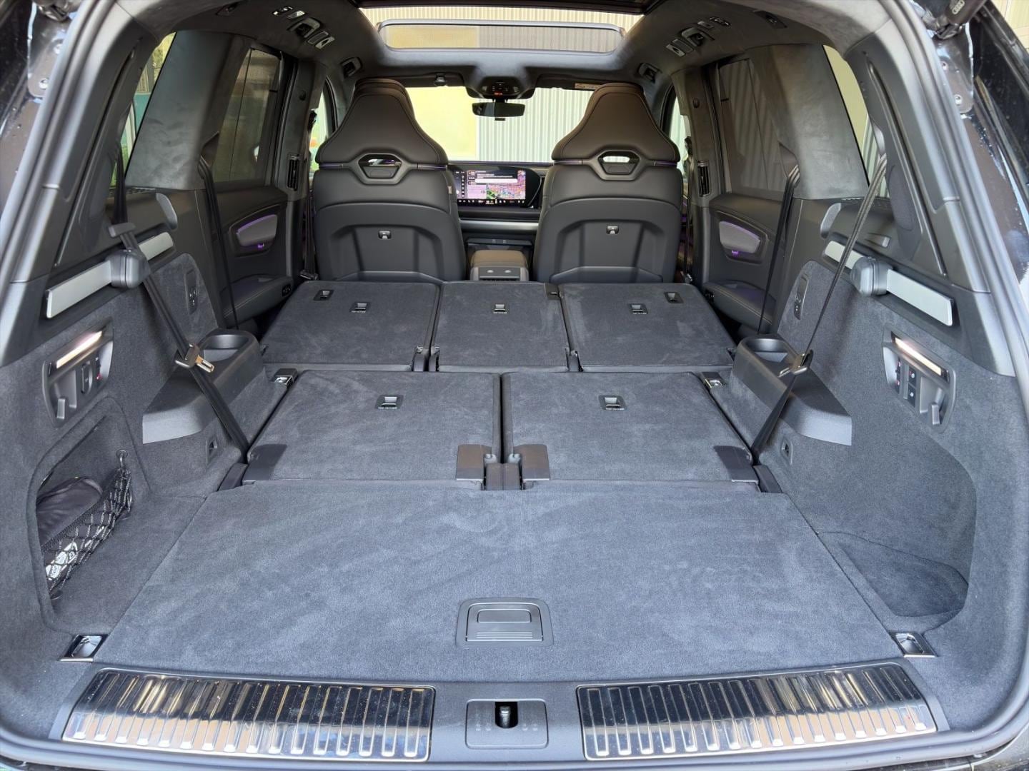 Bild über Audi Q7 SUV TDI quattro 220 kW tiptronic - für weitere Informationen kontaktieren Sie den Audi Partner