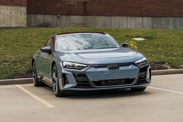 Used 2023 Audi e-tron GT Premium Plus with VIN WAUCJBFW7P7007446 for sale in Kirkwood, MO