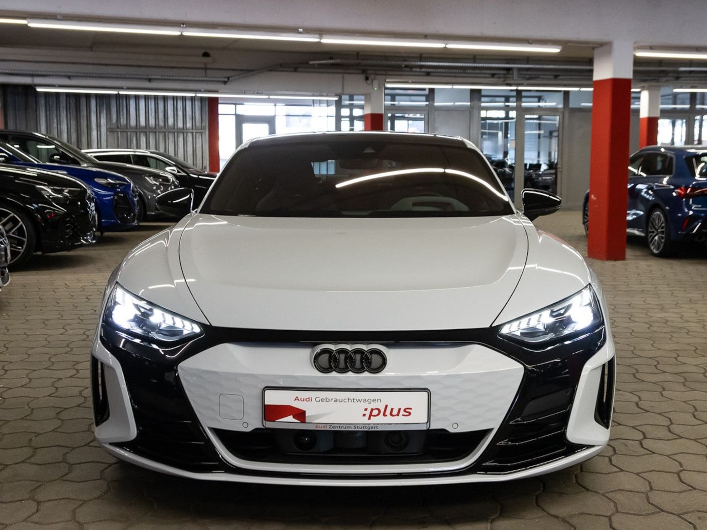 Bild über Audi RS e-tron GT e-tron quattro - für weitere Informationen kontaktieren Sie den Audi Partner