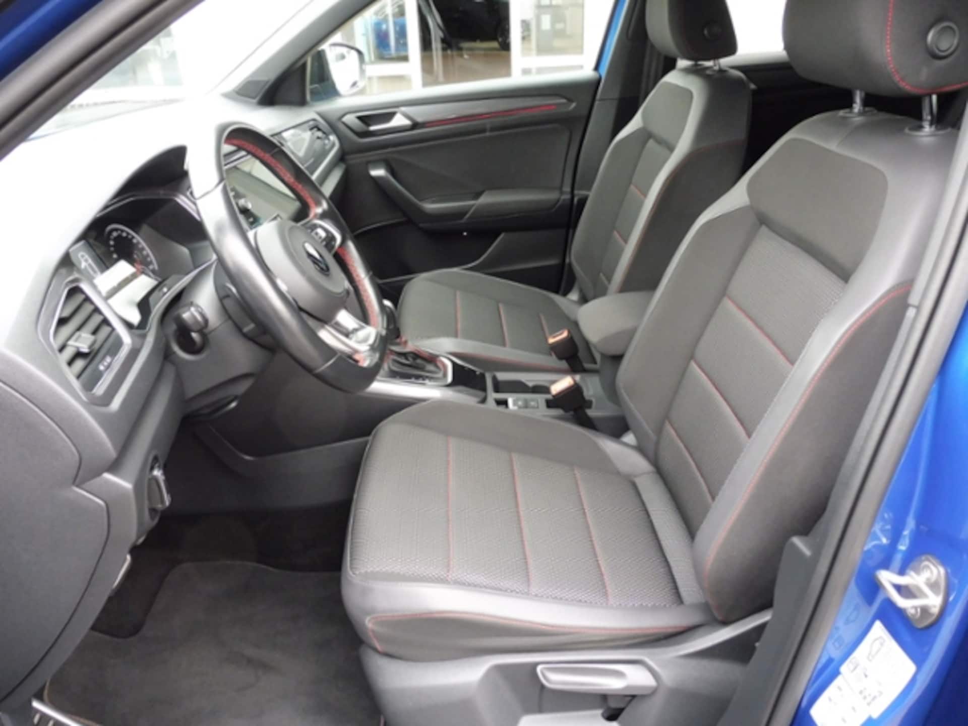 Volkswagen T-Roc Sport
