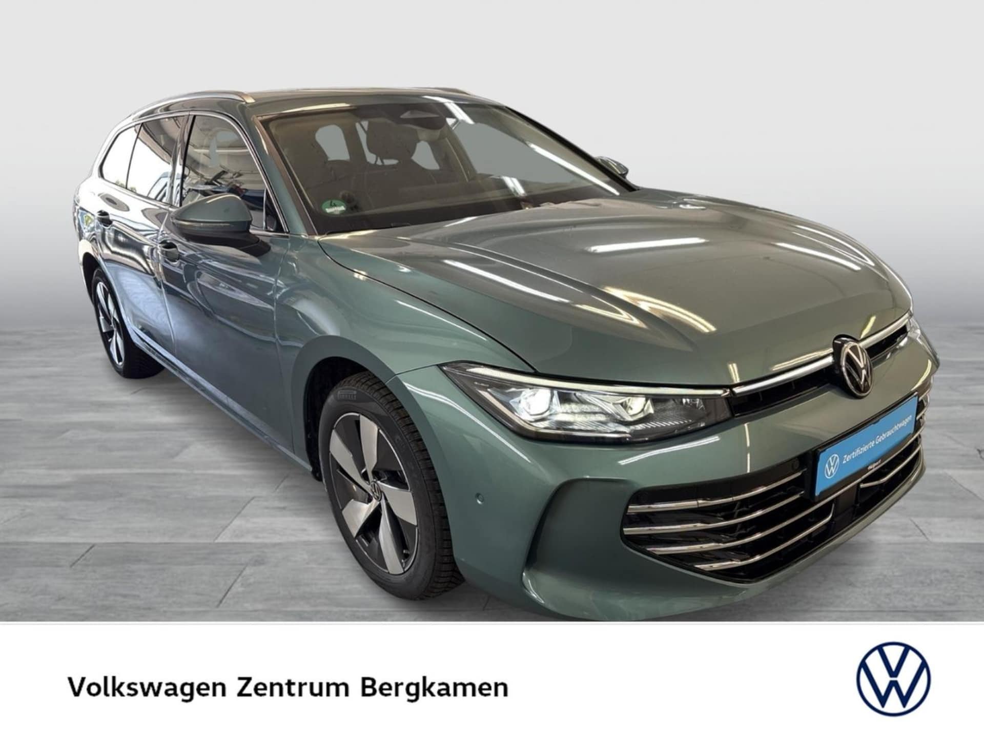 Volkswagen Passat Elegance