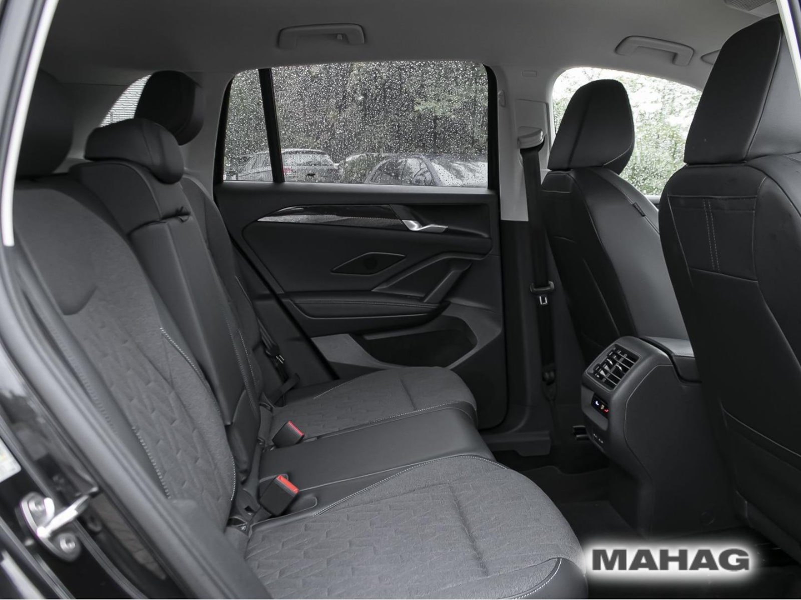 Volkswagen Tiguan – Bild 16