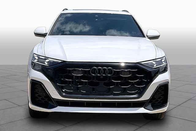 2025 Audi Q8