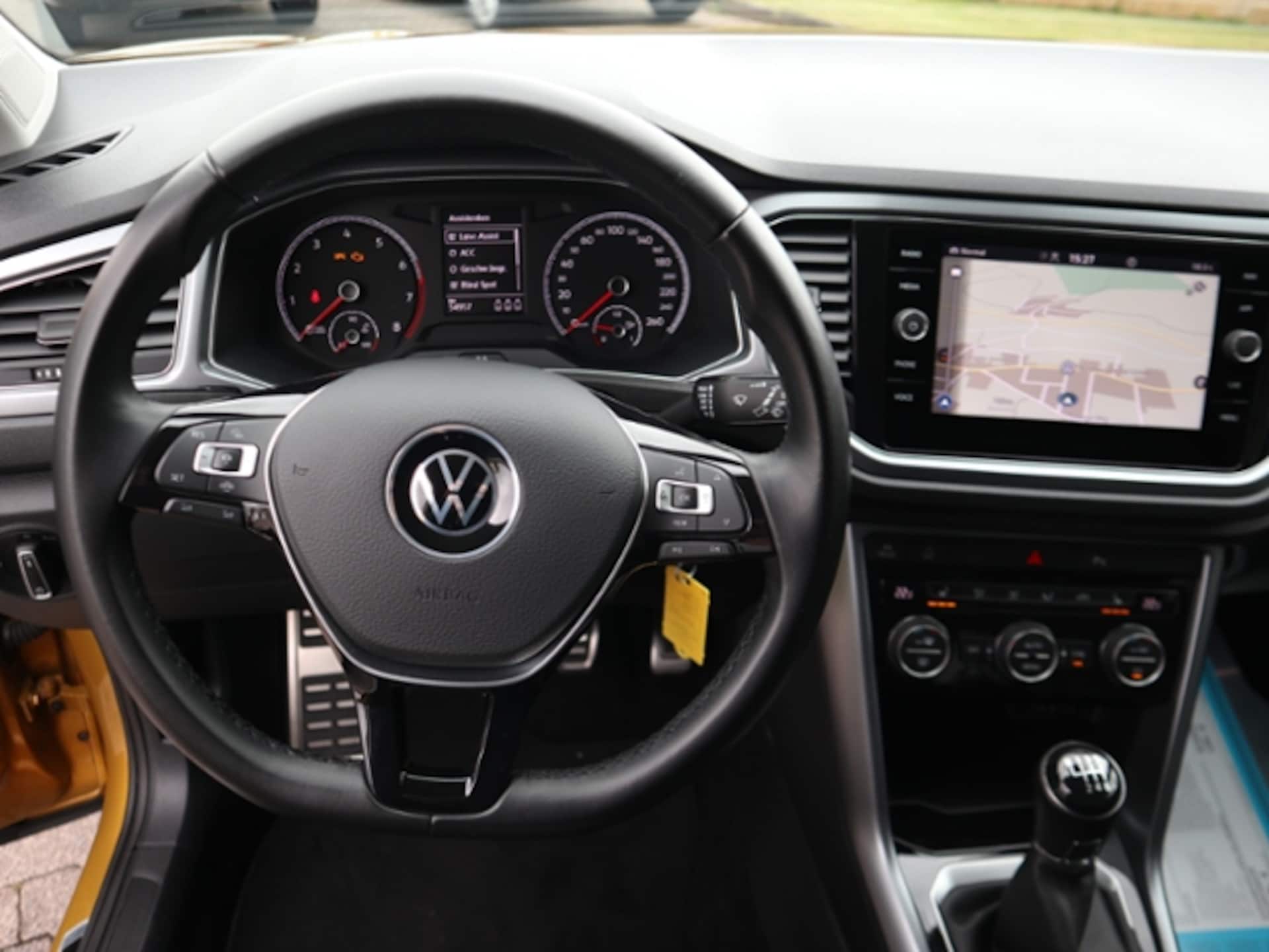 Volkswagen T-Roc Active