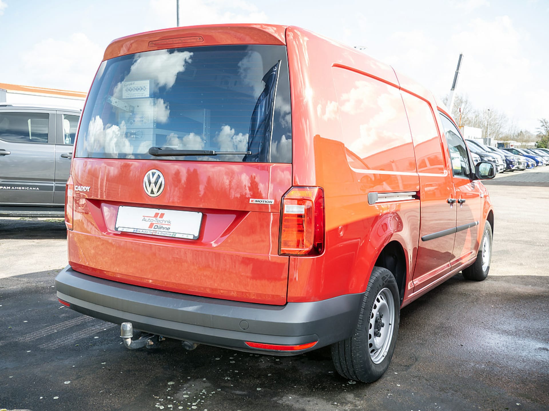 Volkswagen Caddy Maxi Kasten Basis-Modell