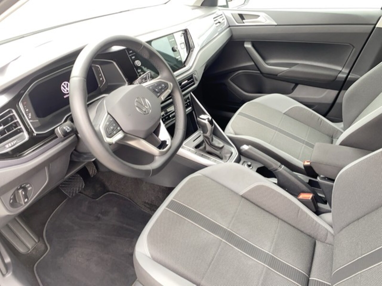 Volkswagen Polo – Bild 8