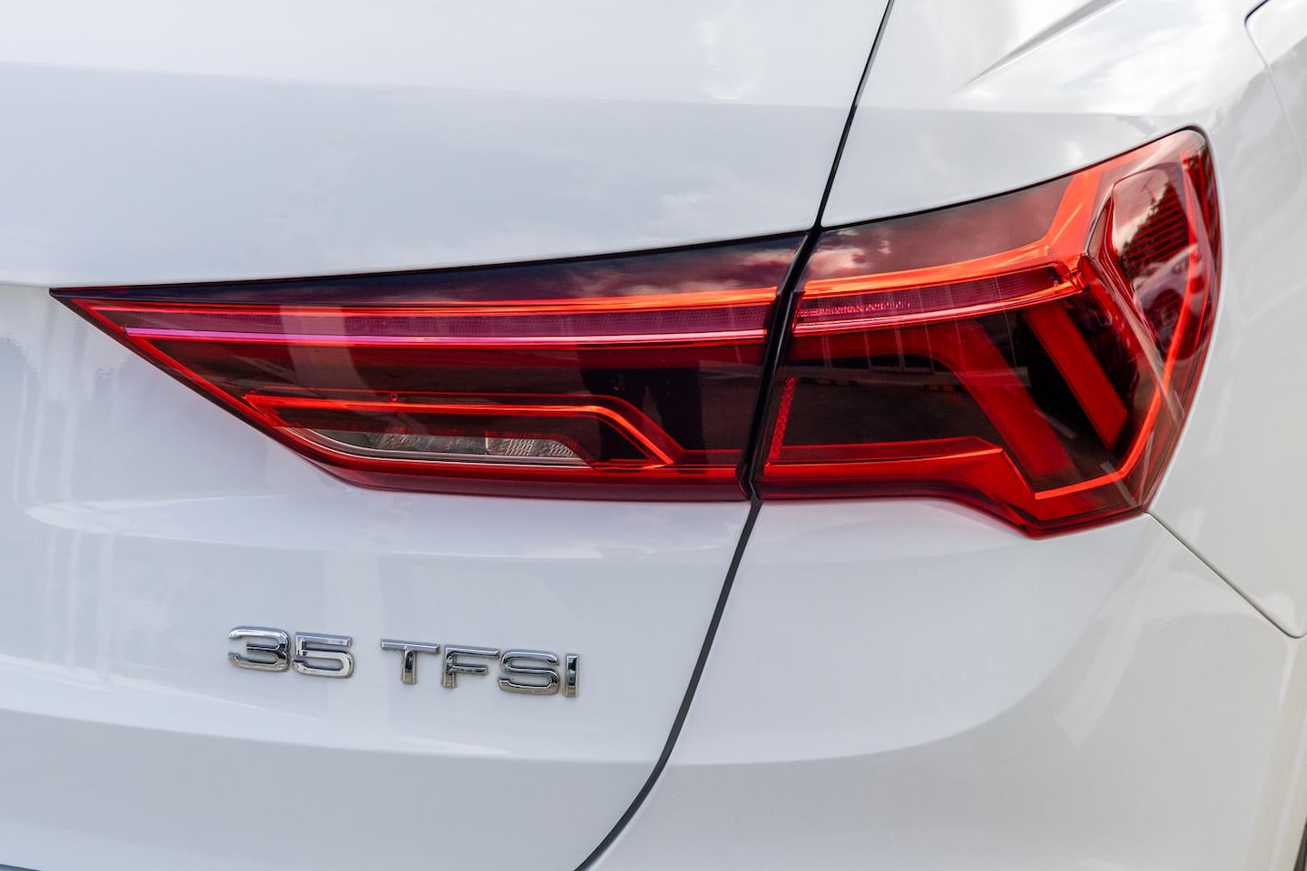Image about Audi Q3 35 TFSI S tronic