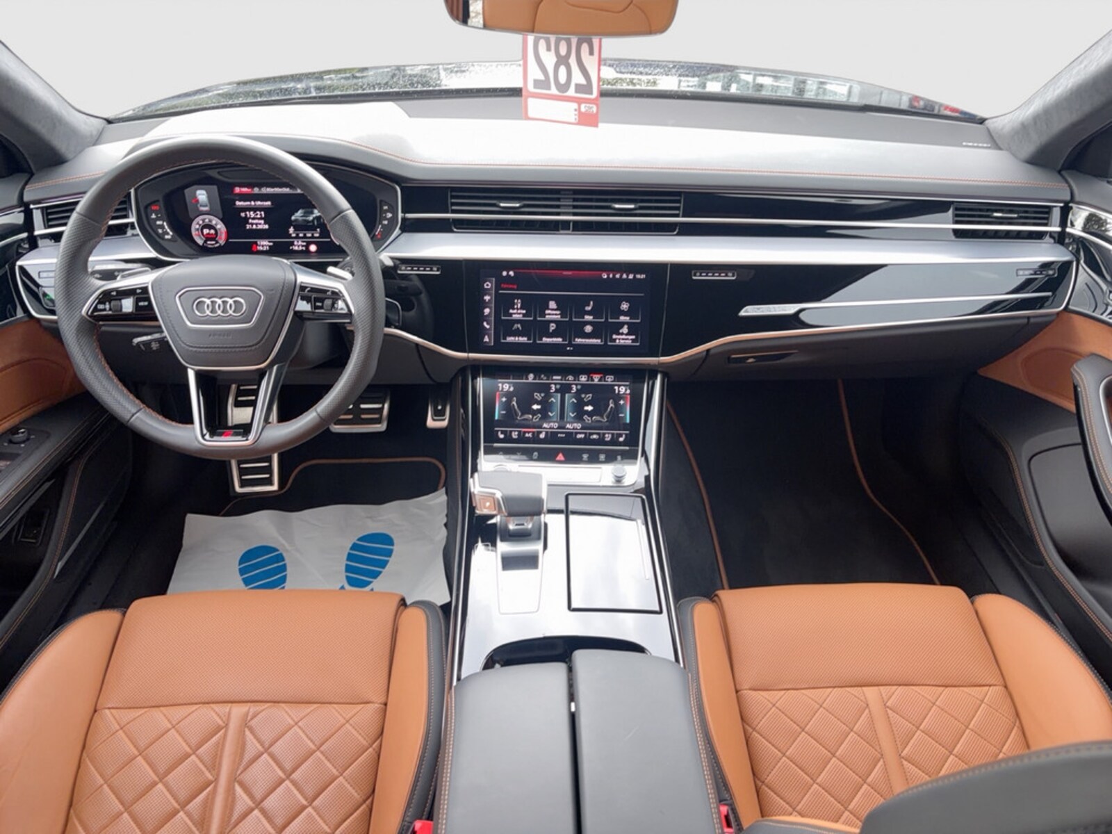 Audi A8 – Bild 12