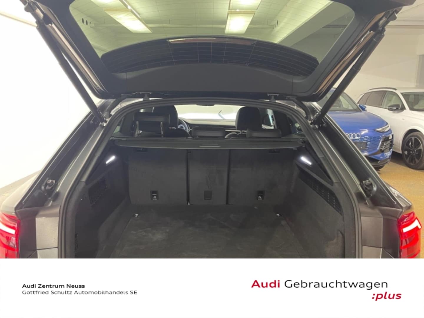 Bild über Audi Q8 SUV S line business TDI quattro 210 kW tiptronic - für weitere Informationen kontaktieren Sie den Audi Partner