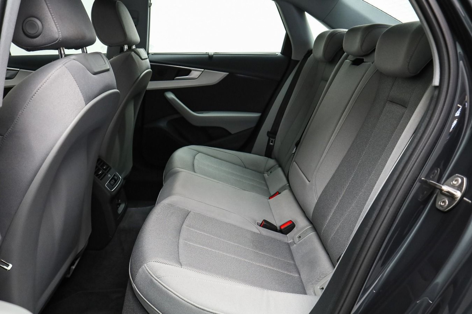 Audi A4 Limousine Advanced