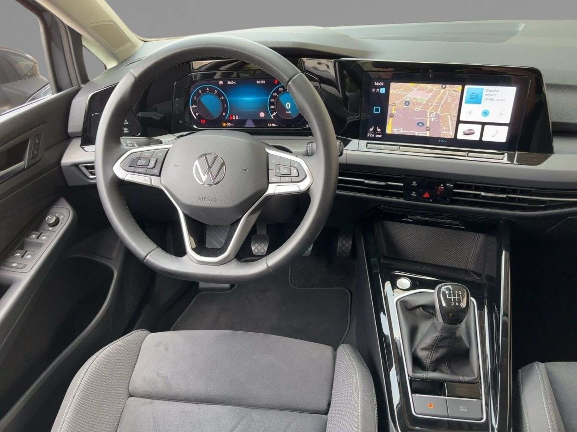 Volkswagen Golf Style