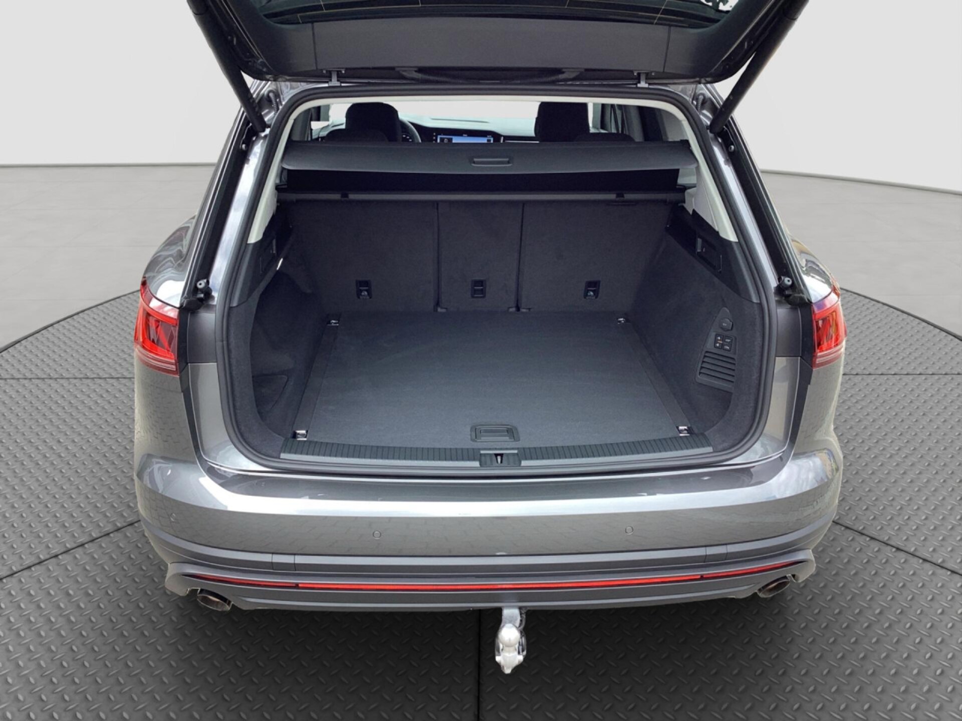 Volkswagen Touareg Basis-Modell
