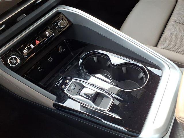 2025 Audi Q5 Sportback Premium Plus - Photo 11