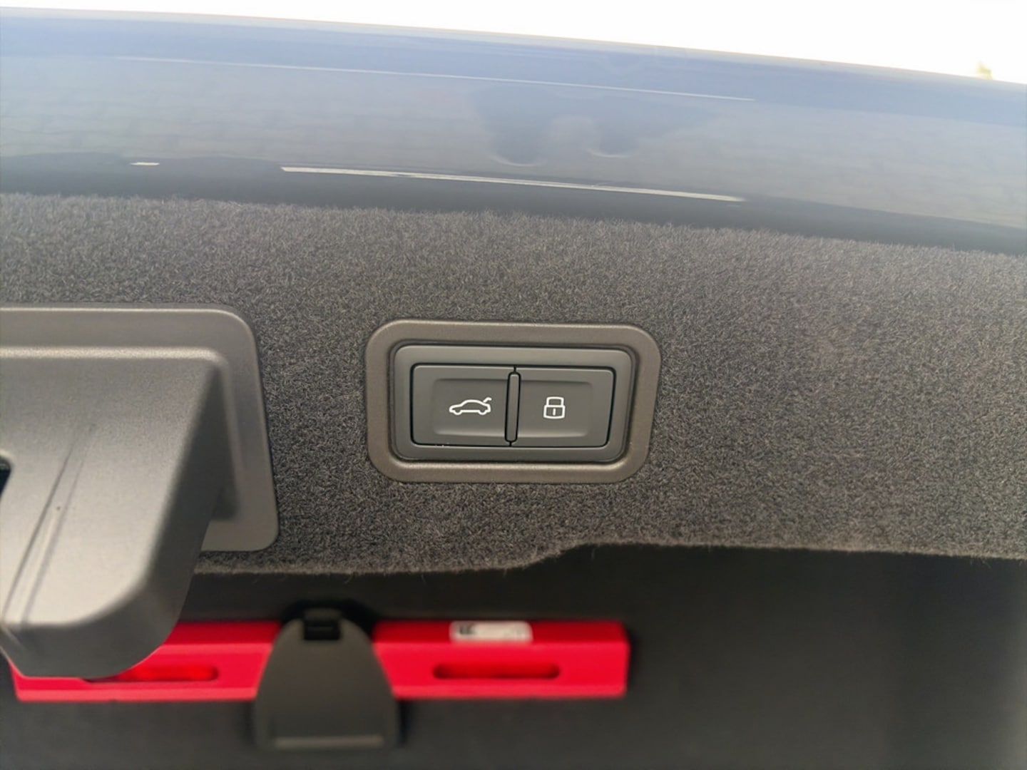Bild über Audi A8 60 TFSI quattro tiptronic - für weitere Informationen kontaktieren Sie den Audi Partner