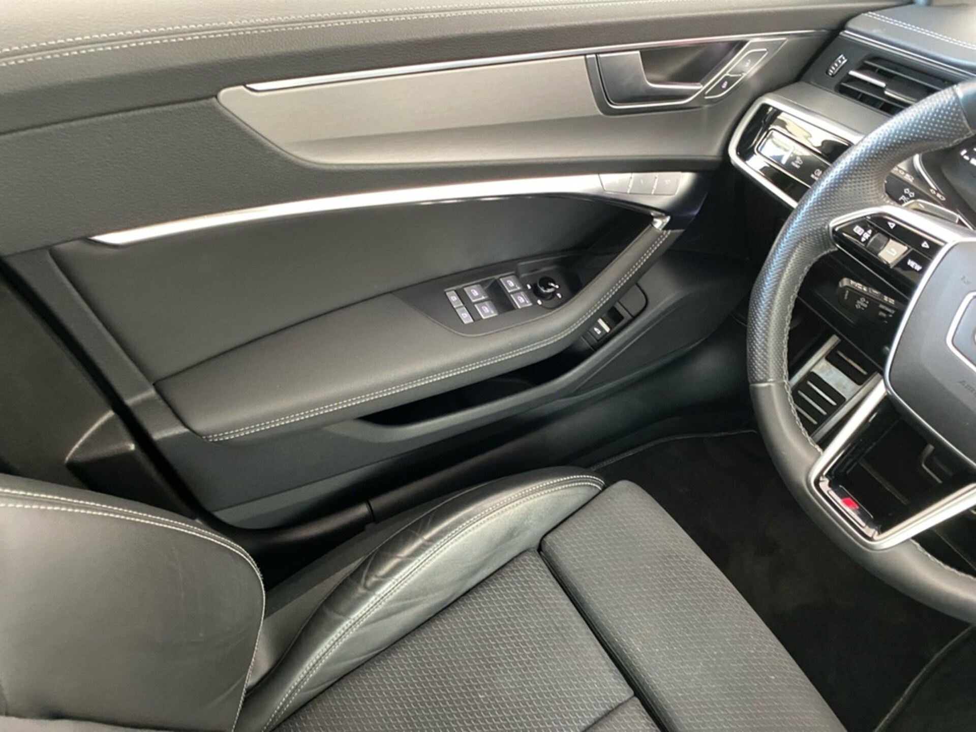Audi S6 Avant