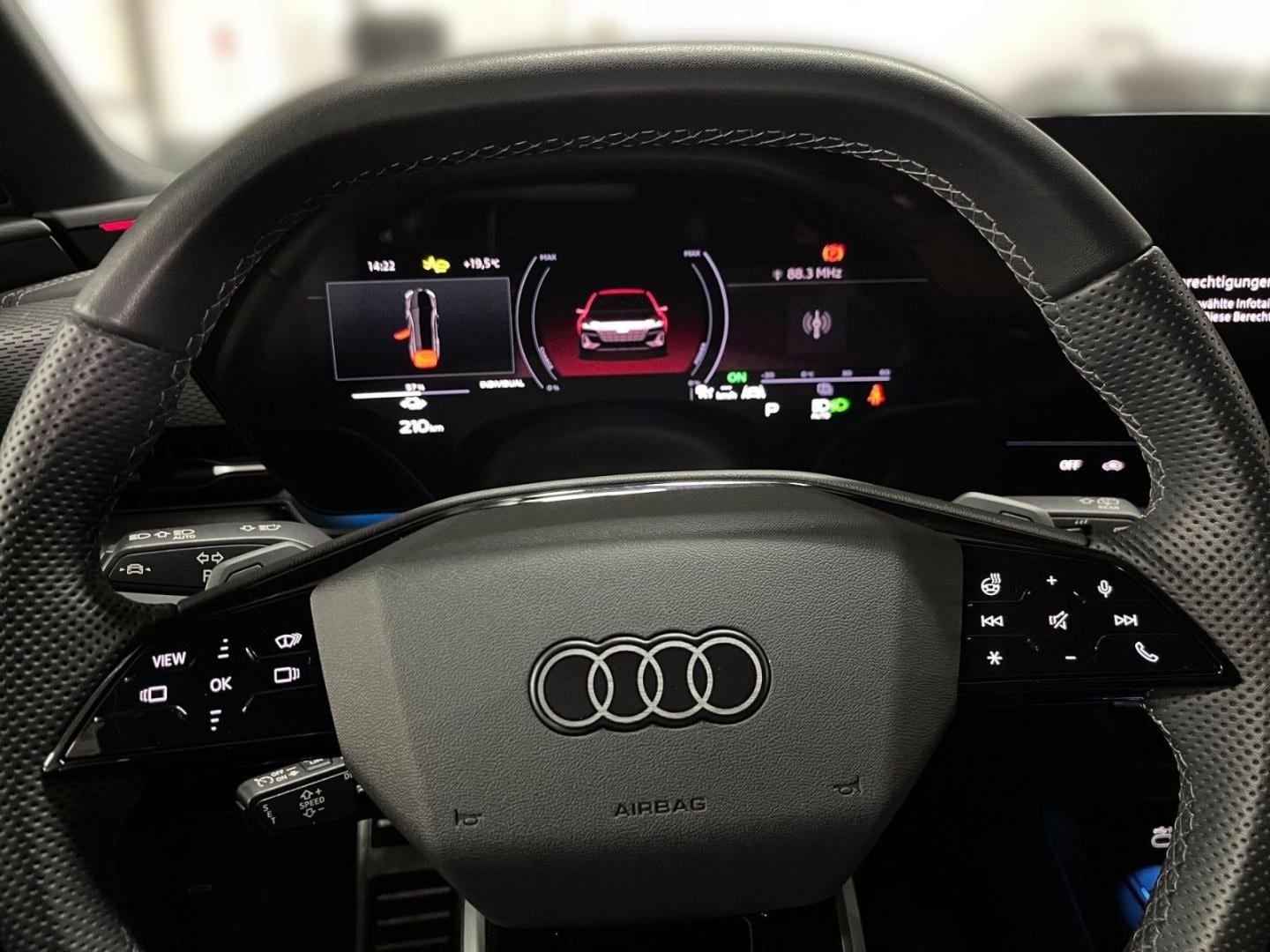 Bild über Audi A6 Avant e-tron e-tron quattro - für weitere Informationen kontaktieren Sie den Audi Partner