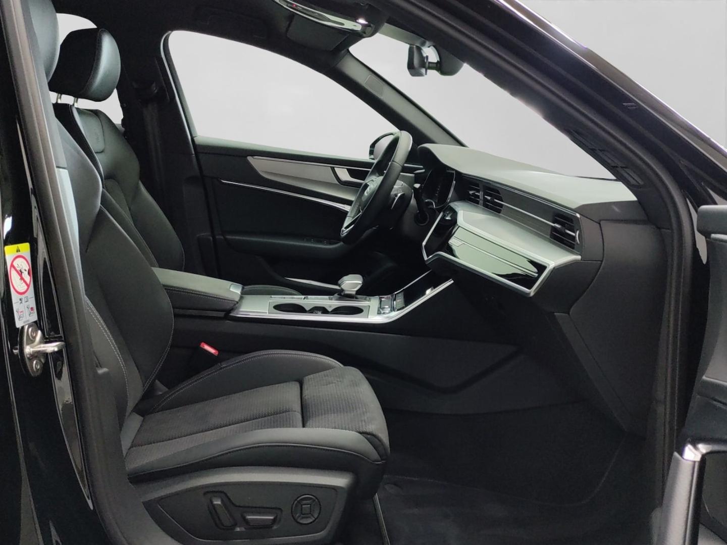 Bild über Audi S6 Limousine TDI quattro tiptronic - für weitere Informationen kontaktieren Sie den Audi Partner