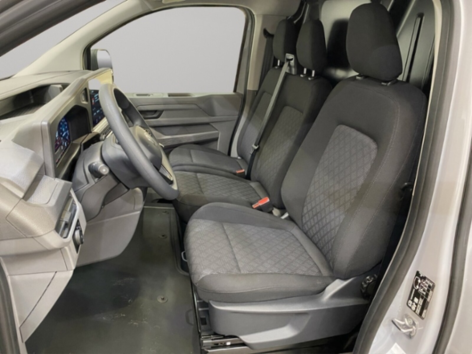 Volkswagen Transporter Kasten kurzer Radstand – Bild 4
